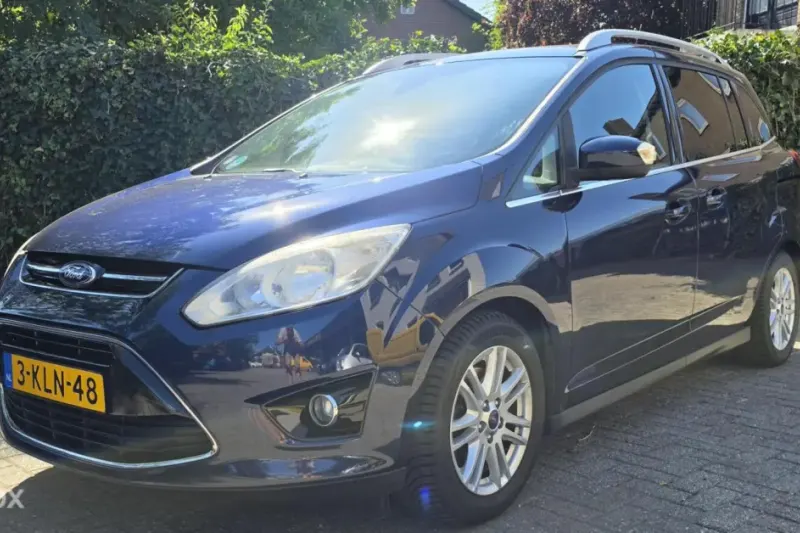 Ford Grand C-Max (2013)