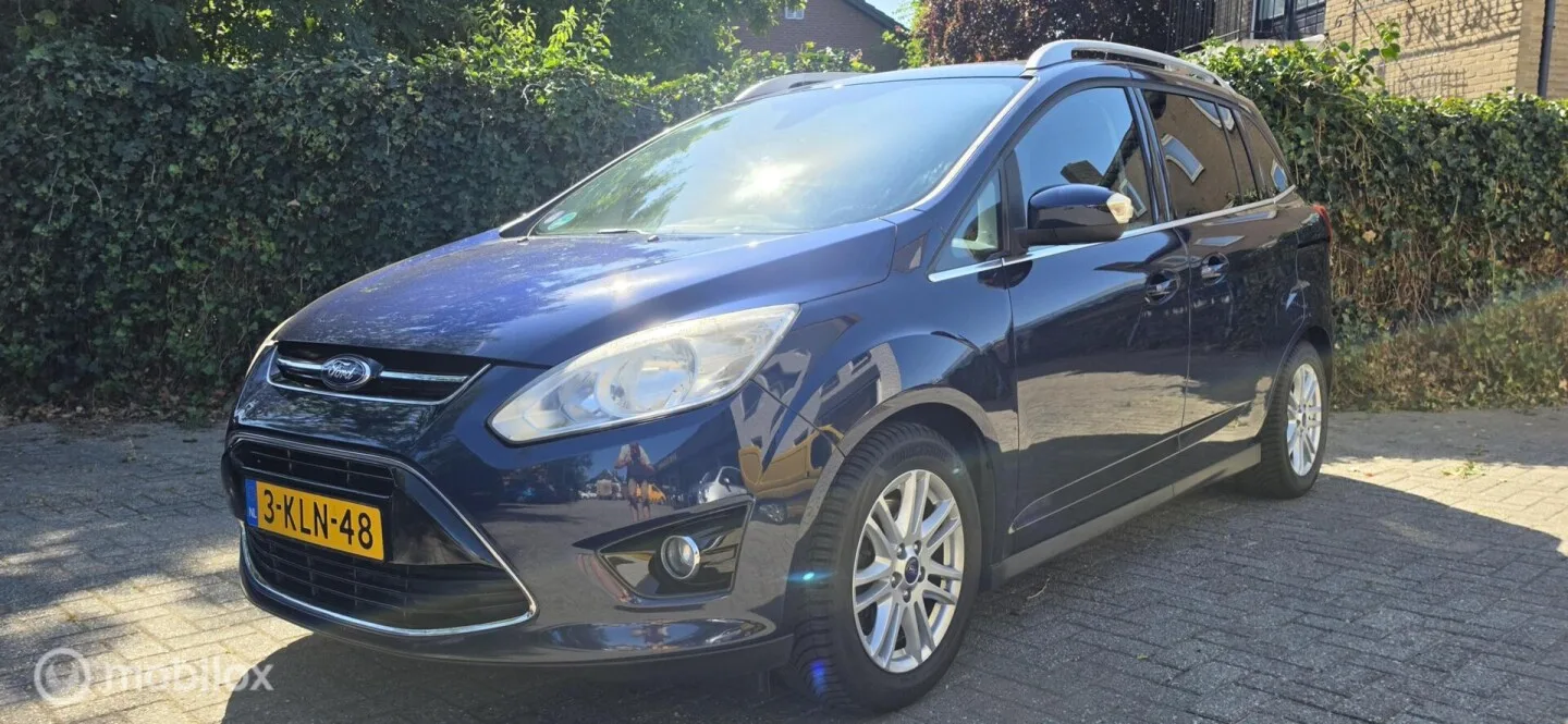 Ford Grand C-Max (2013) — foto 1