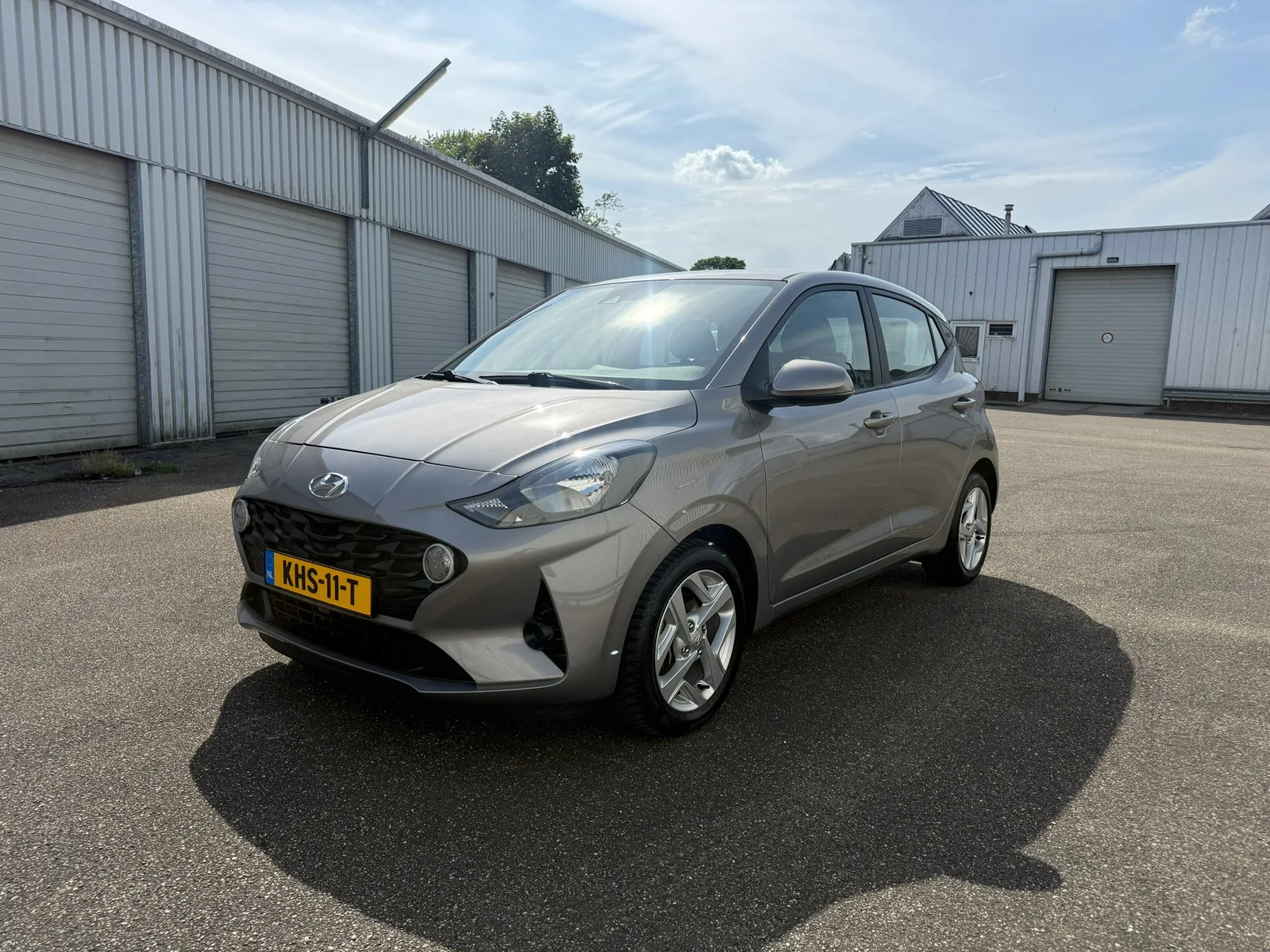 Hyundai i10 (2023) — foto 1