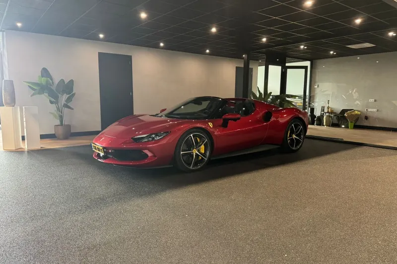 Ferrari 296 (2025)