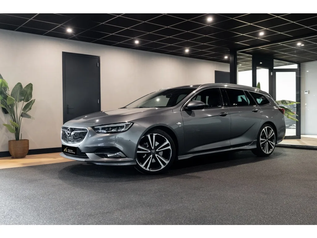 Opel Insignia (2017) — foto 1