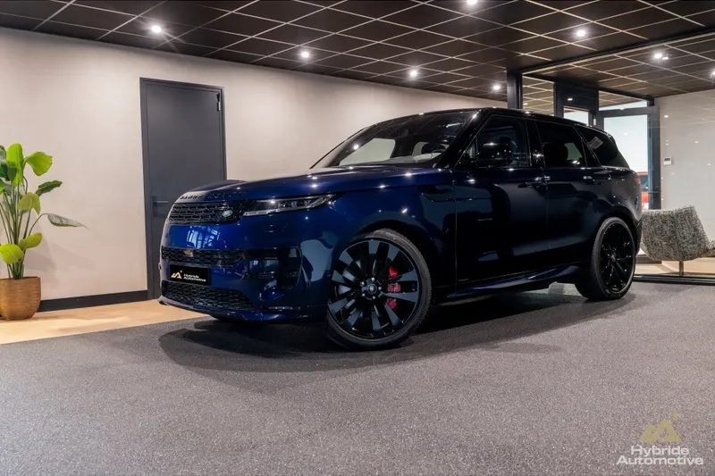 Land Rover Range Rover Sport (2023)