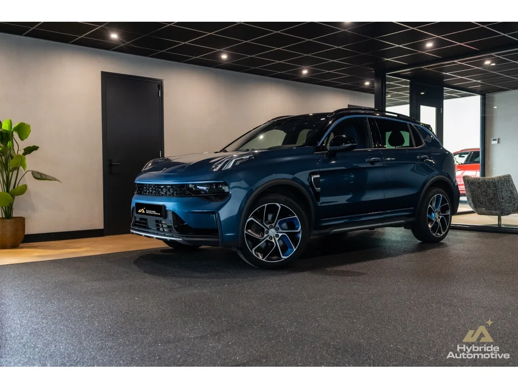 Lynk & Co 01 (2023) — foto 1
