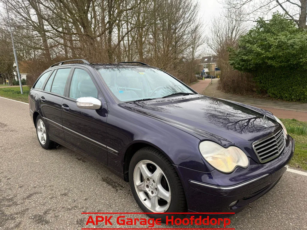 Mercedes-Benz C-Klasse (0) — foto 1