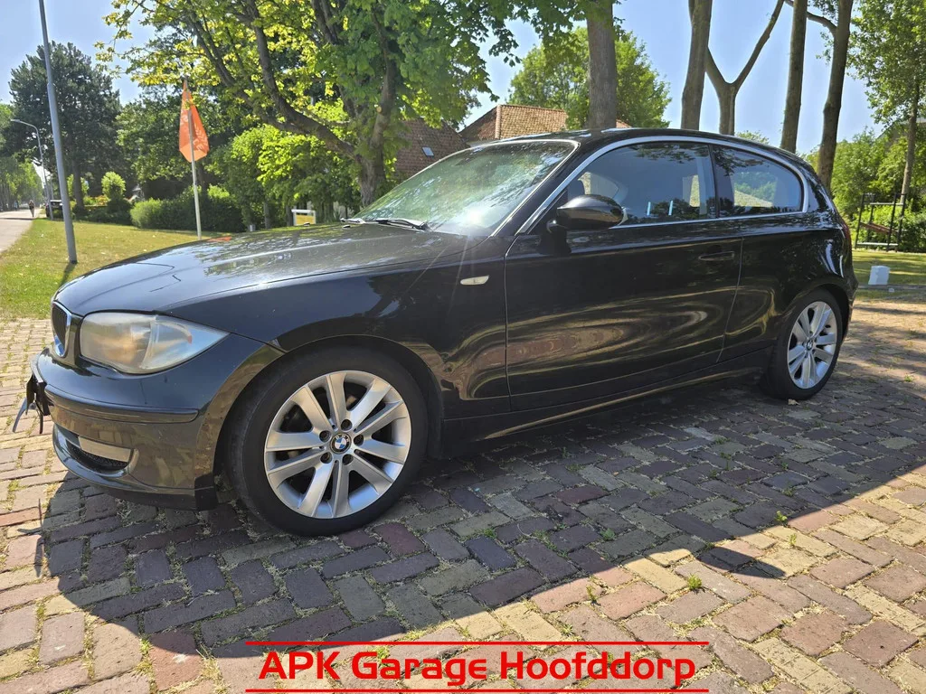 BMW 1-Serie (2007) — foto 1