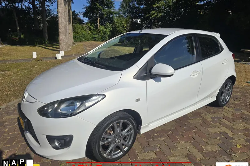 Mazda 2 (2008)