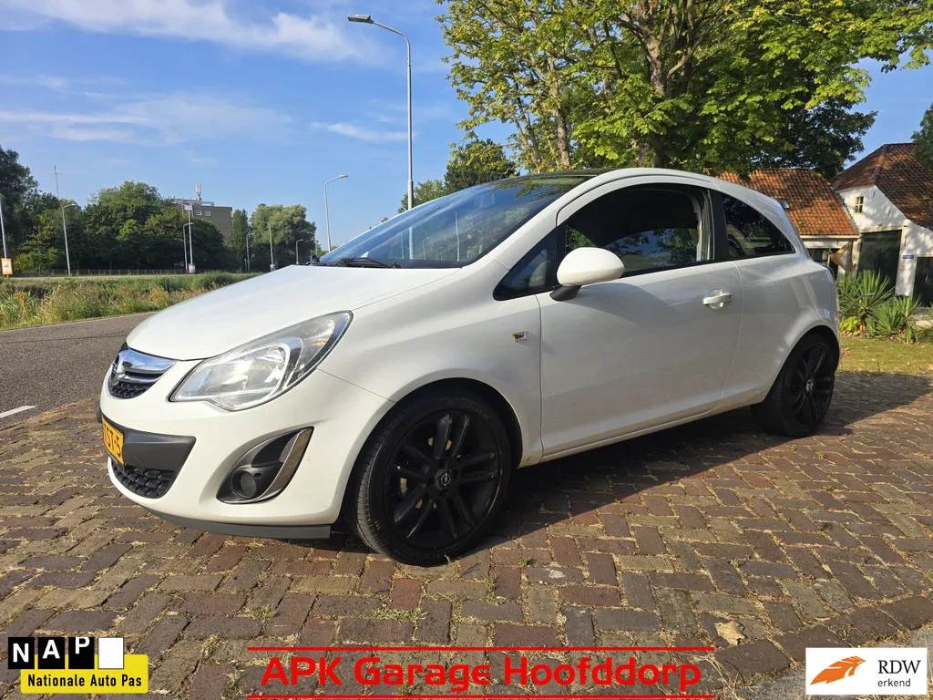 Opel Corsa (2012) — foto 1