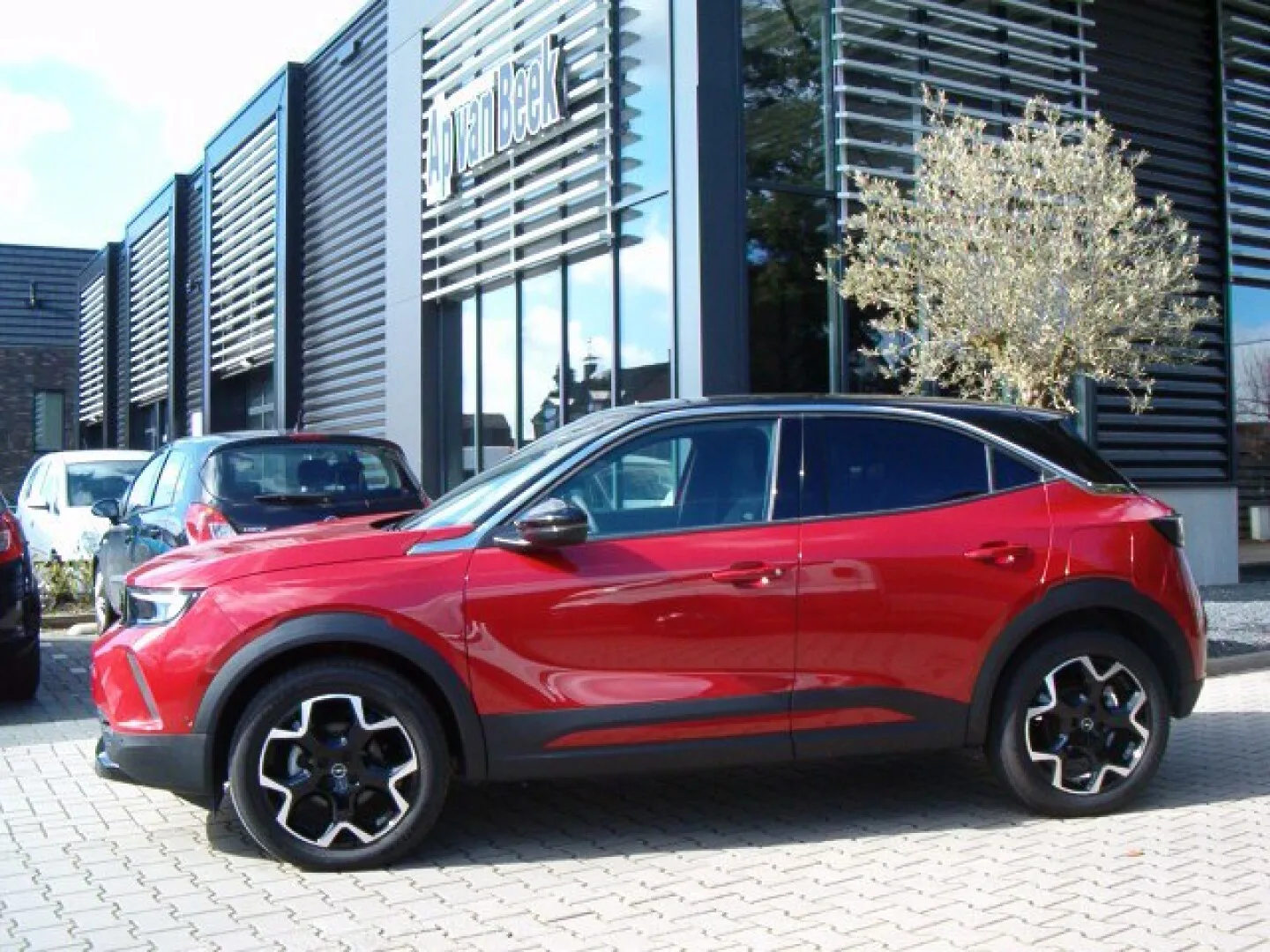 Opel Mokka (2024) — foto 1