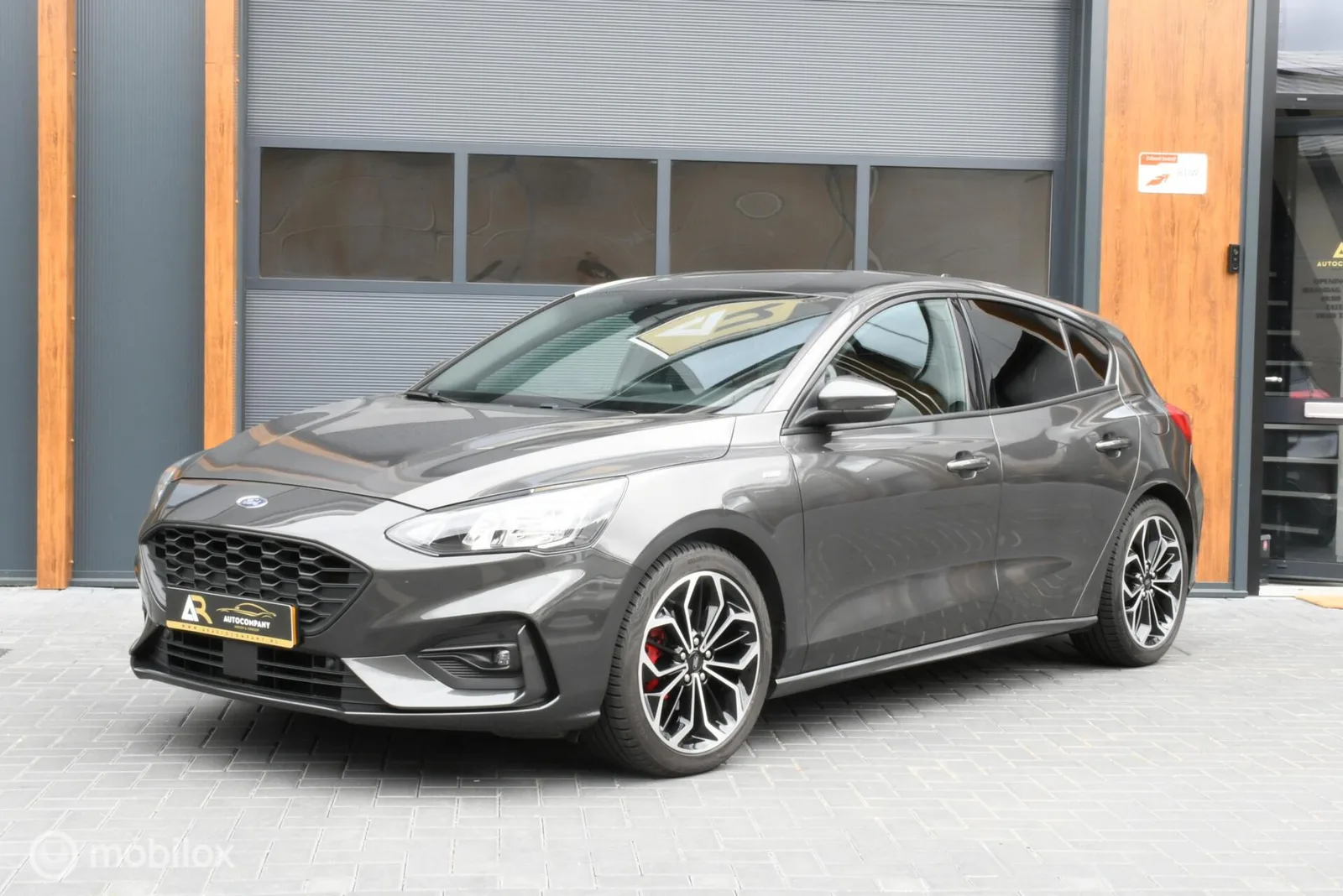 Ford Focus (2021) — foto 1