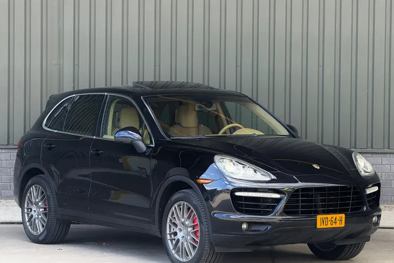 Porsche Cayenne (2012)