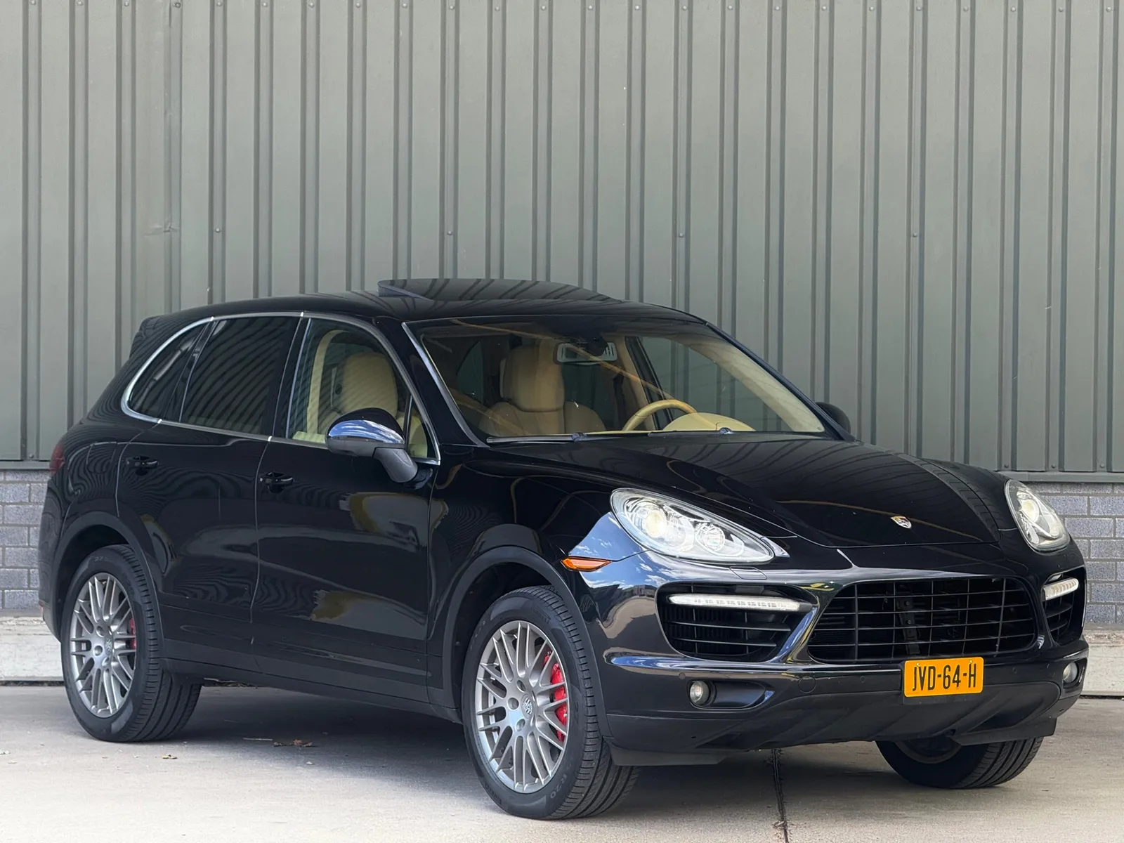 Porsche Cayenne (2012) — foto 1