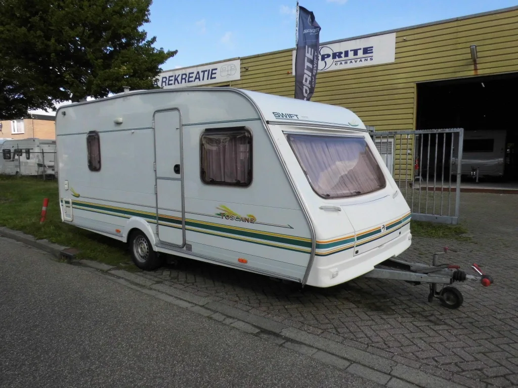 Swift Onbekend (2001) — foto 1