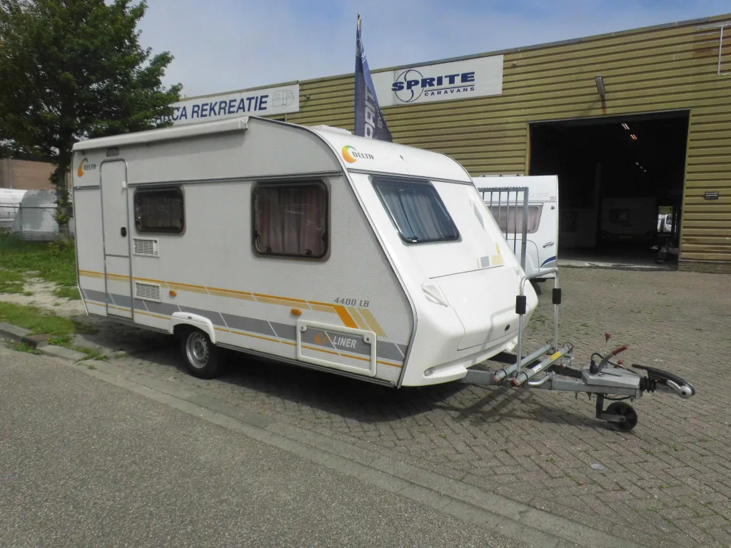 Delta Euroliner (2002) — foto 1