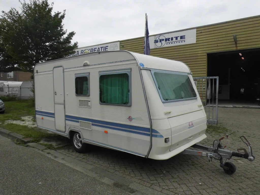 Adria Unica (2002) — foto 1