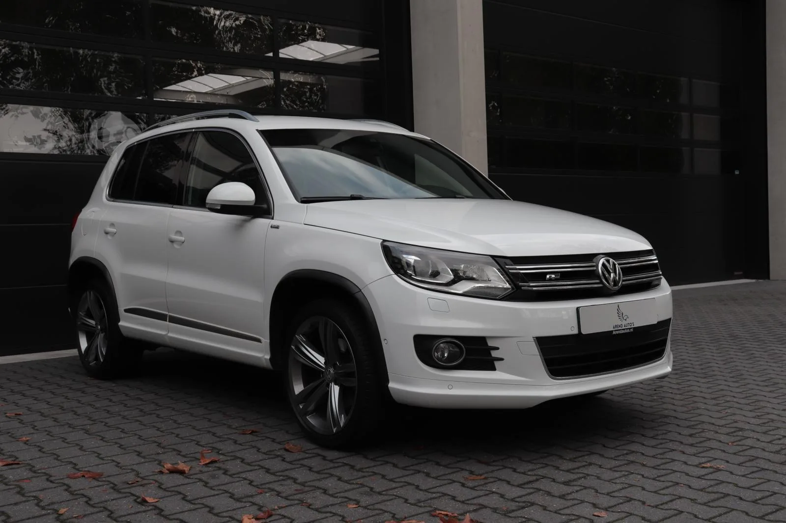Volkswagen Tiguan (2014) — foto 1