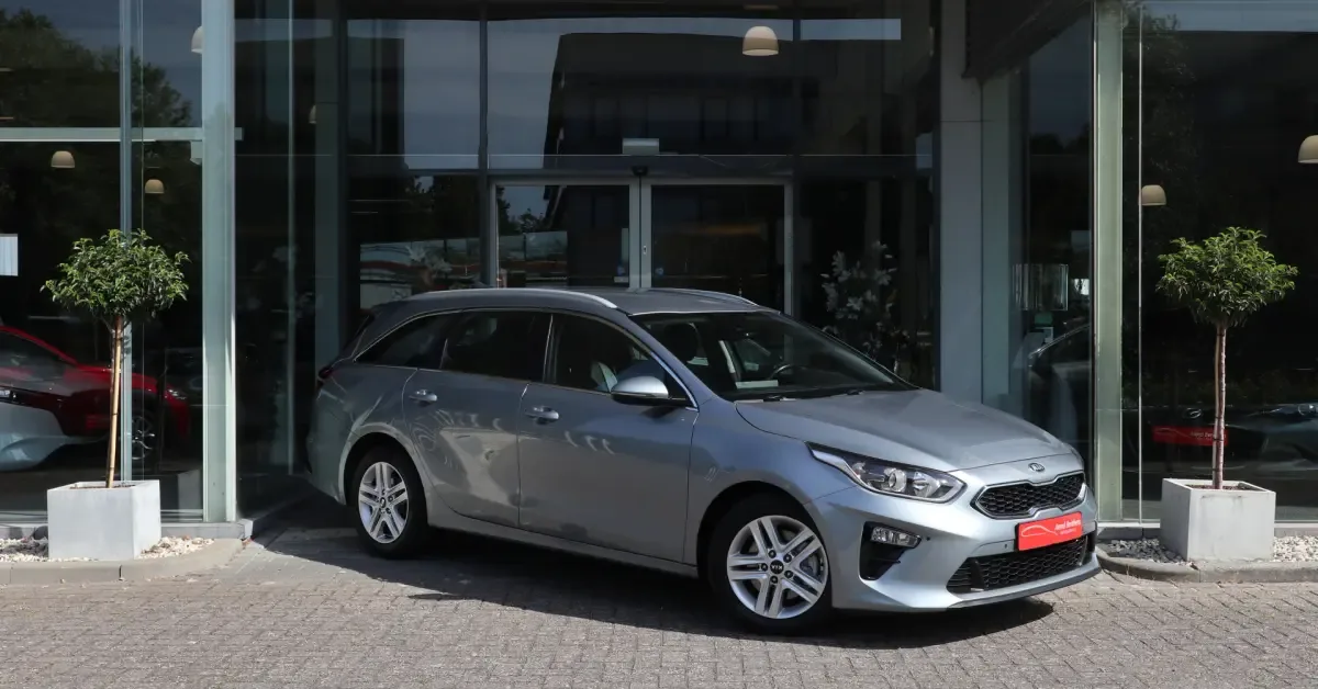 Kia Ceed (2021) — foto 1