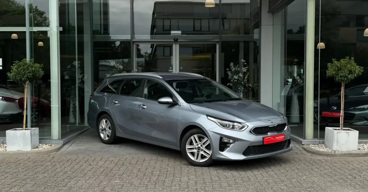 Kia Ceed (2021) — foto 1