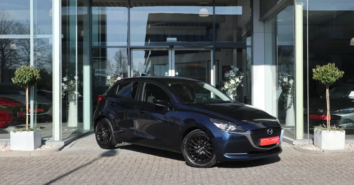 Mazda 2 (2022) — foto 1