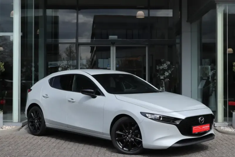 Mazda 3 (2024)