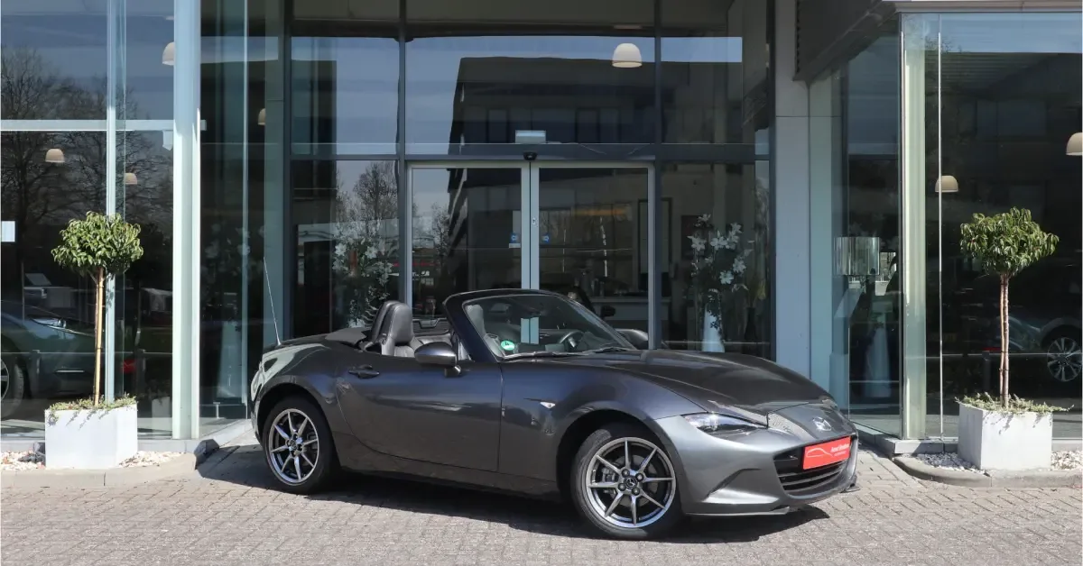 Mazda MX-5 (2023) — foto 1
