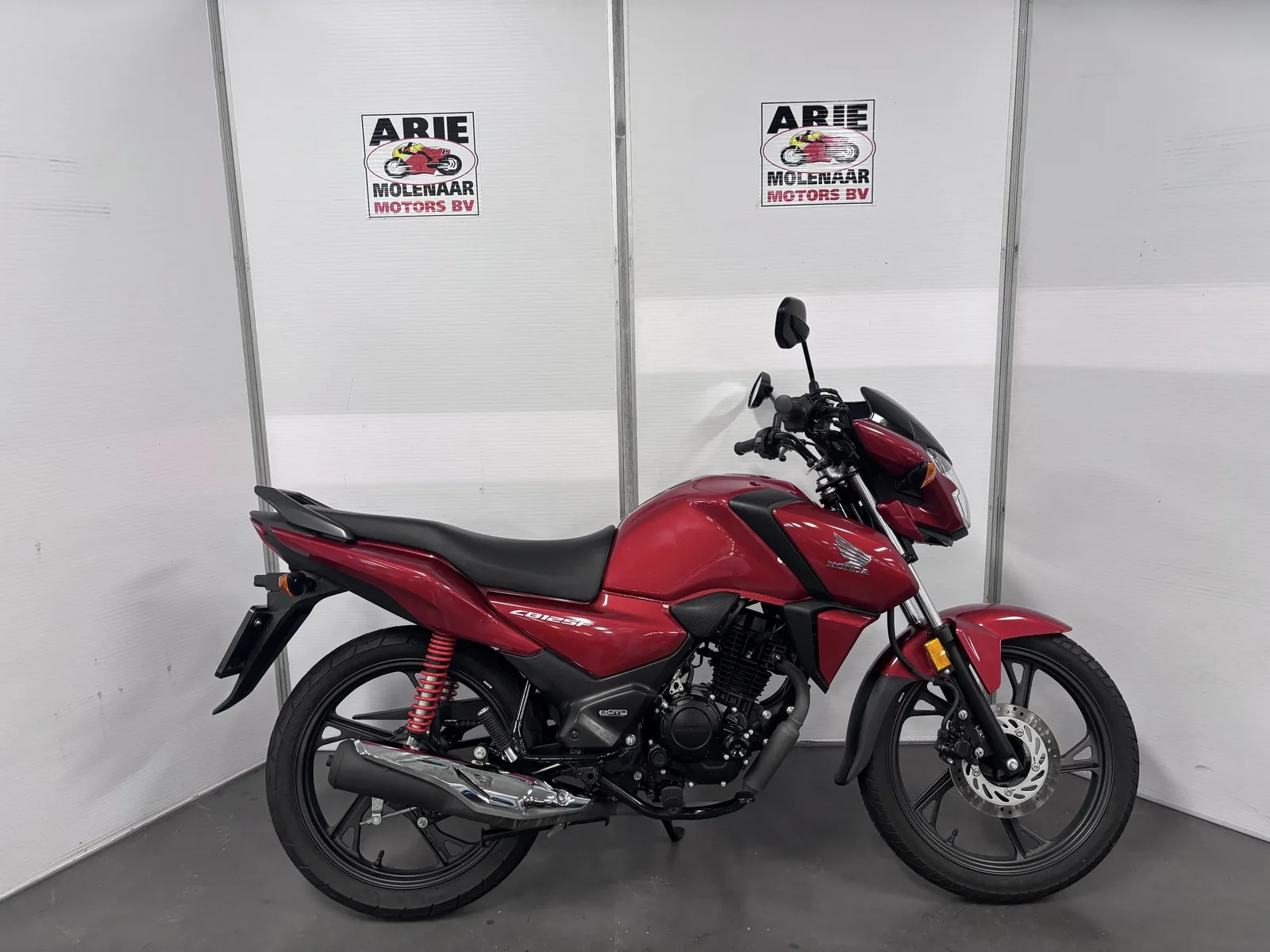 Honda CB 125 F (2025) — foto 1