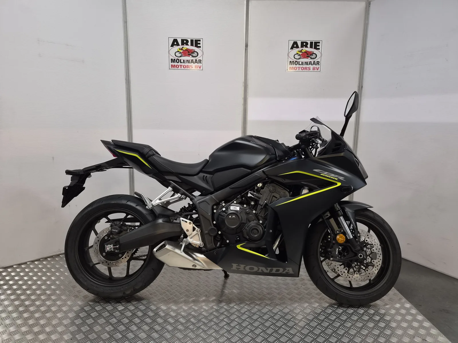 Honda CBR650R (2026) — foto 1