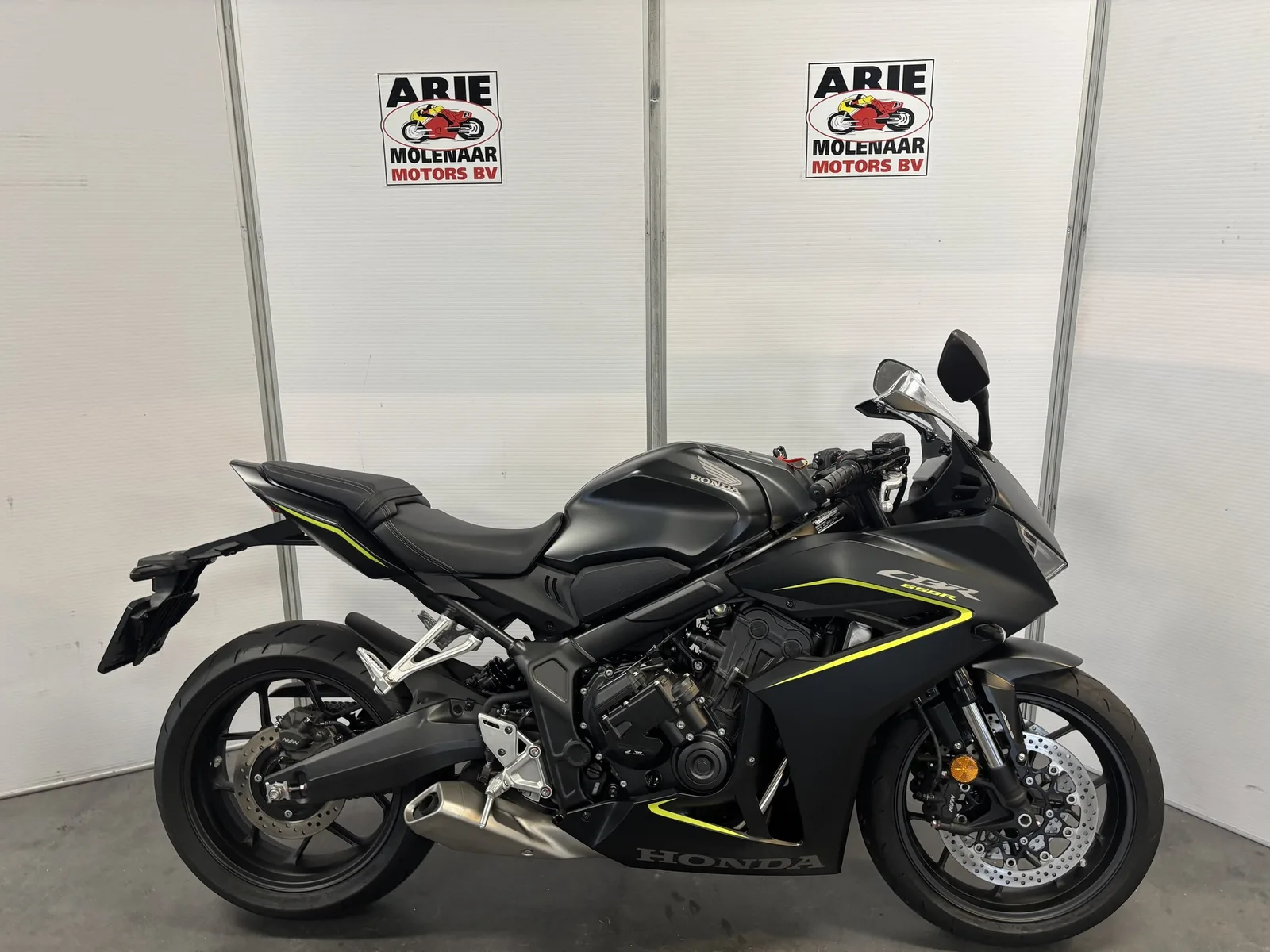 Honda CBR650R (2026) — foto 1