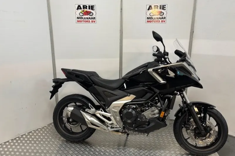 Honda NC750X (2026)