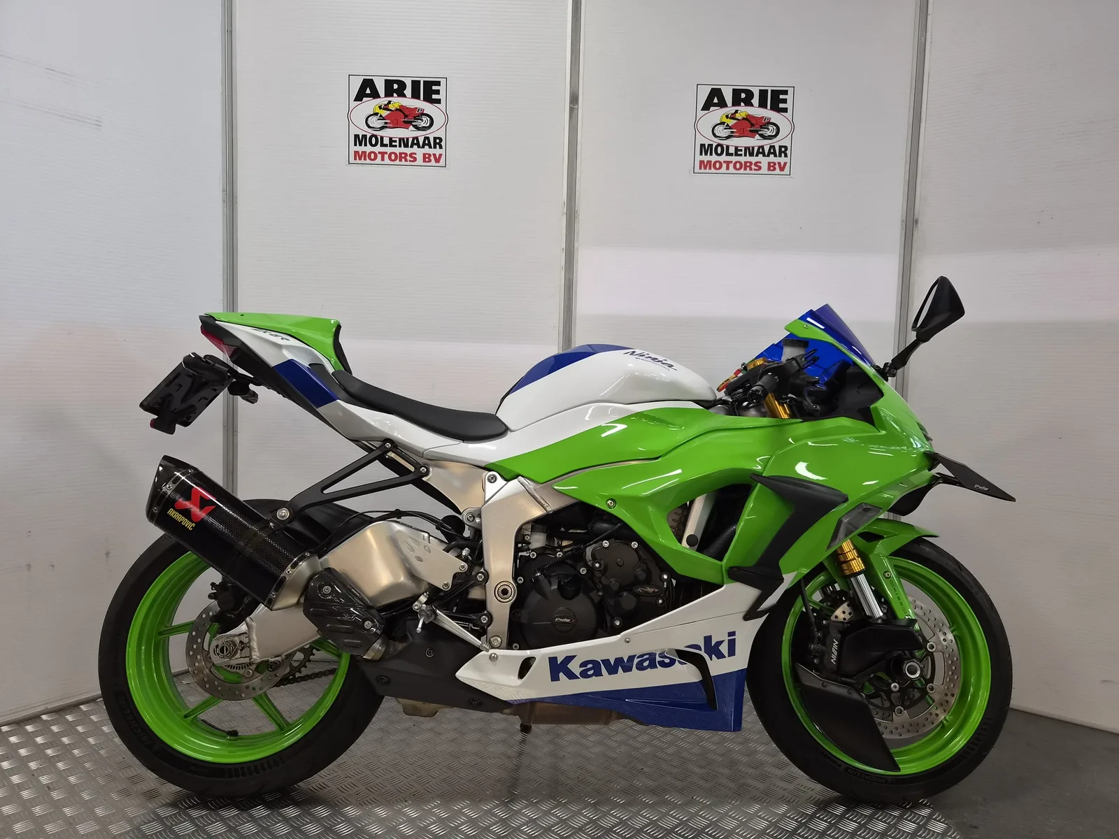 Kawasaki Ninja ZX-6R (2024) — foto 1