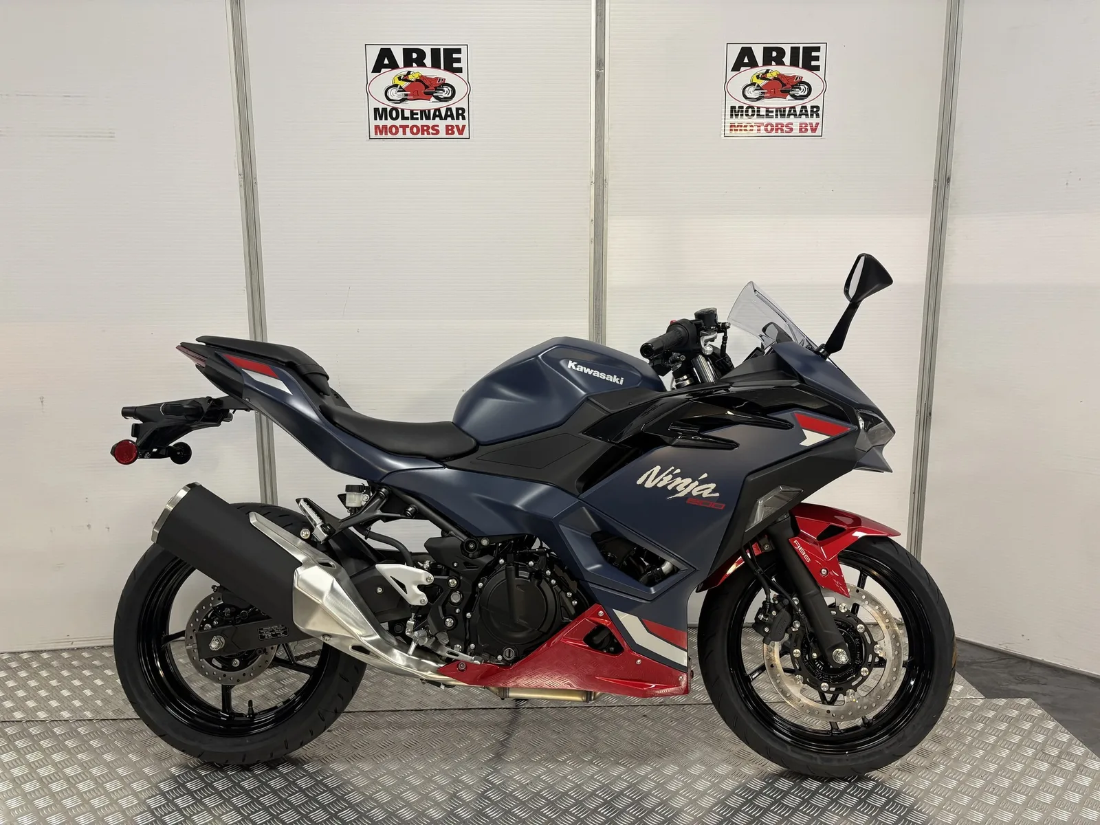 Kawasaki Ninja 500 SE (2026) — foto 1