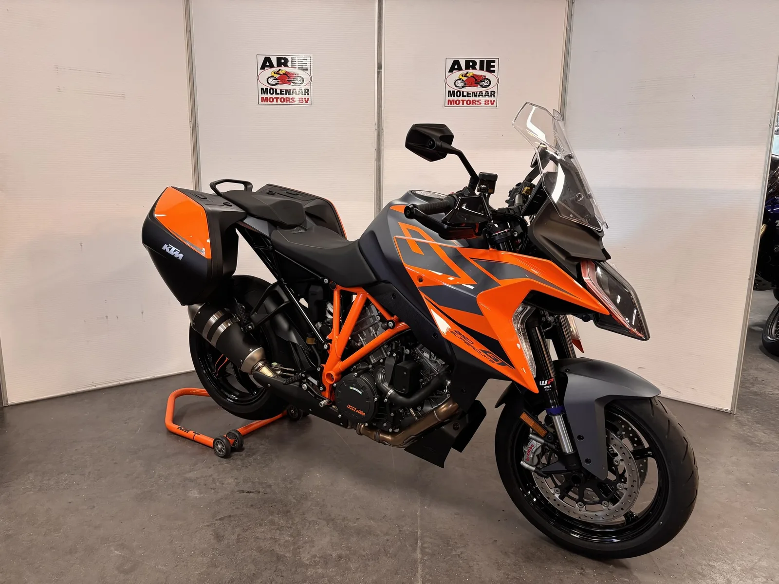 KTM 1290 Super Duke GT (2025) — foto 1