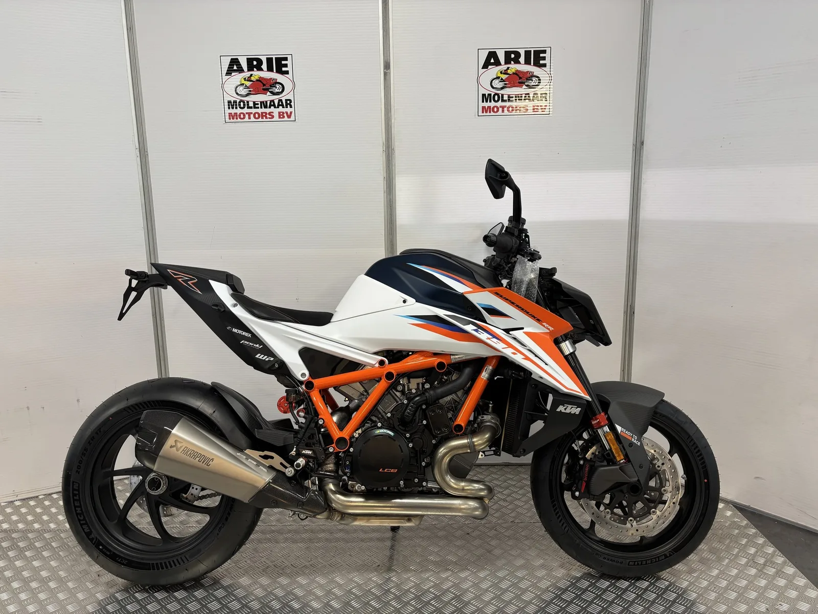 KTM Super Duke 1390 (2026) — foto 1