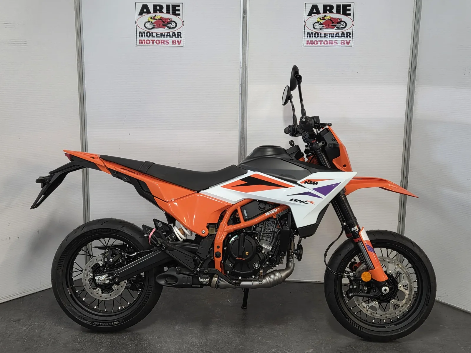 KTM 390 SMC R (2026) — foto 1
