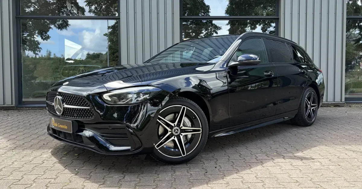 Mercedes-Benz C-Klasse (2023) — foto 1
