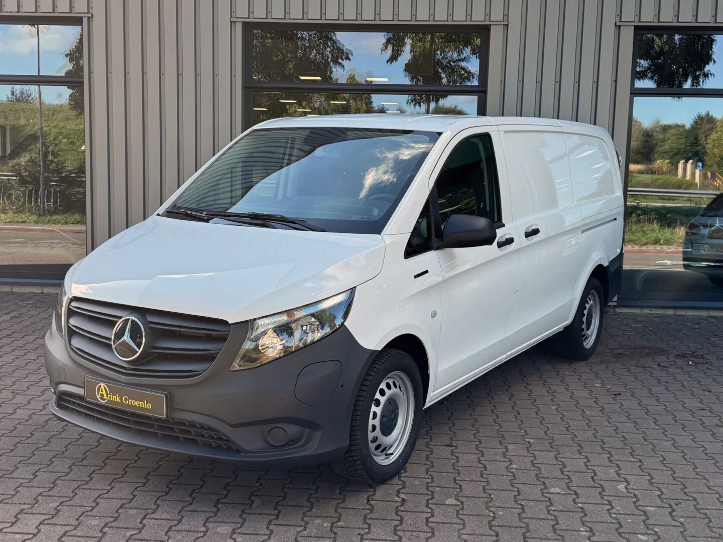 Mercedes-Benz eVito (2025) — foto 1