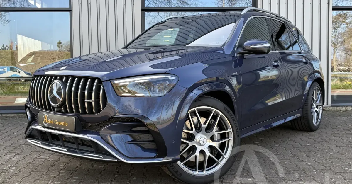 Mercedes-Benz GLE (2024) — foto 1