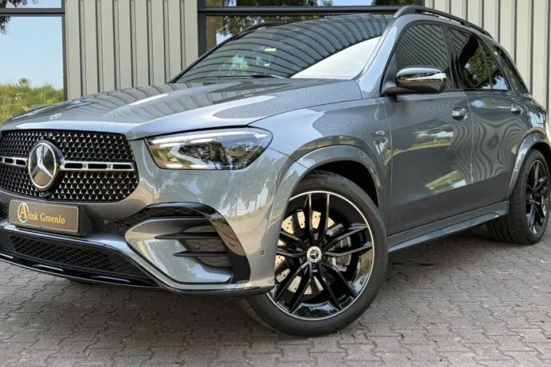 Mercedes-Benz GLE (2025)