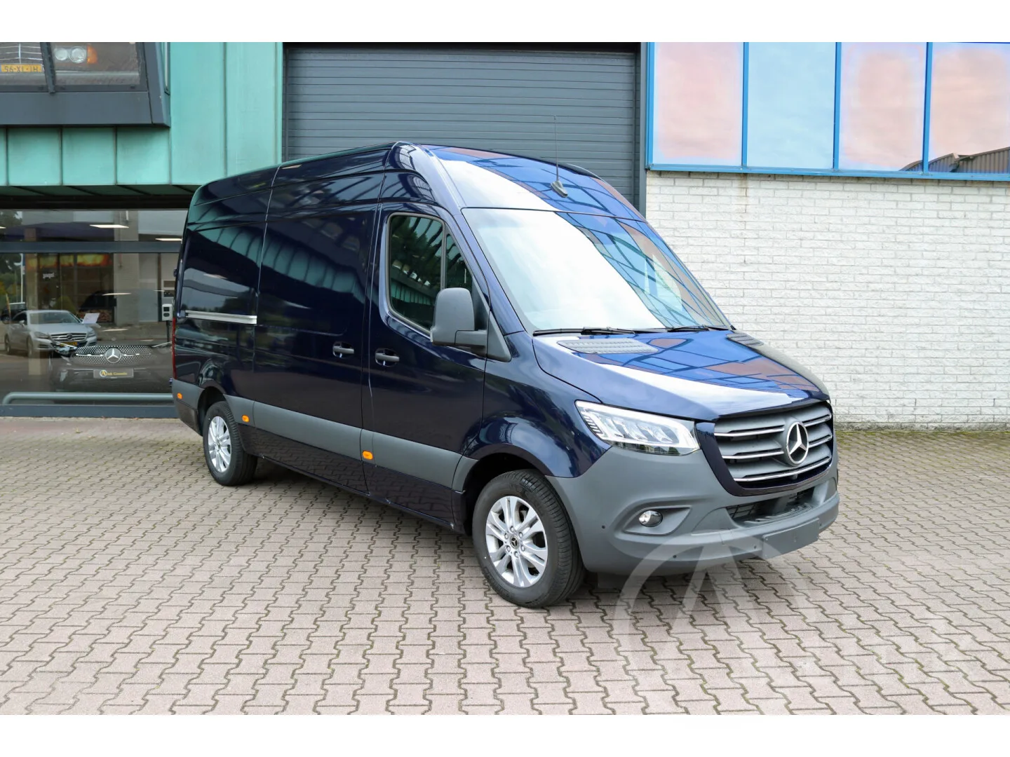 Mercedes-Benz Sprinter (2023) — foto 1