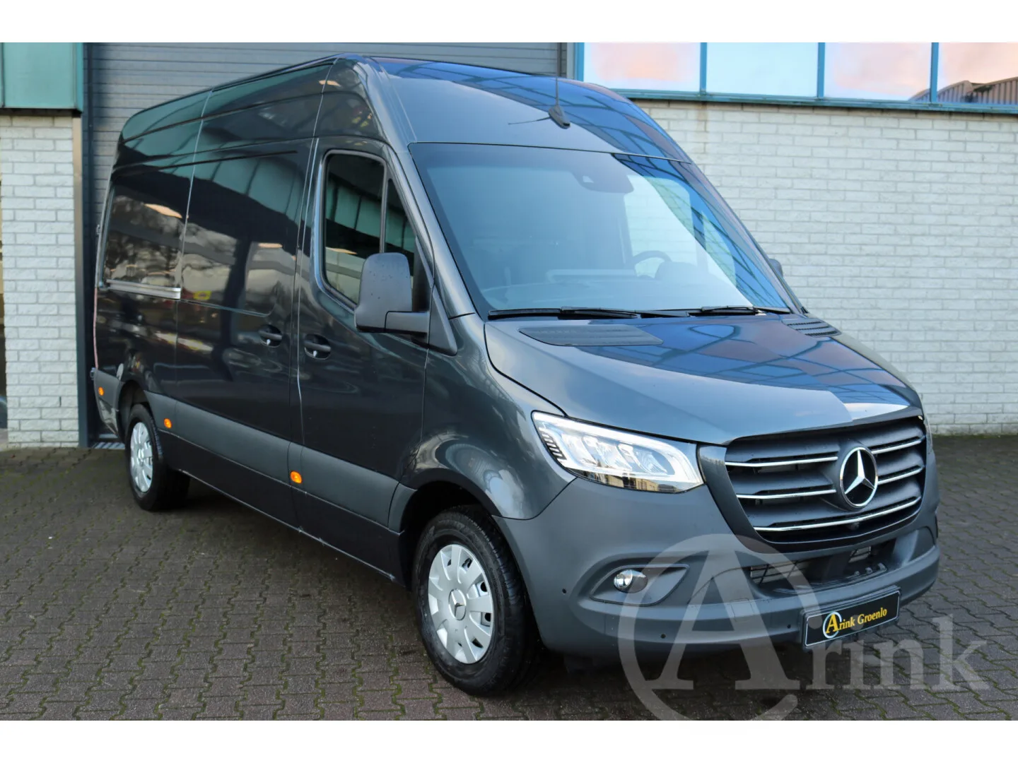 Mercedes-Benz Sprinter (2023) — foto 1