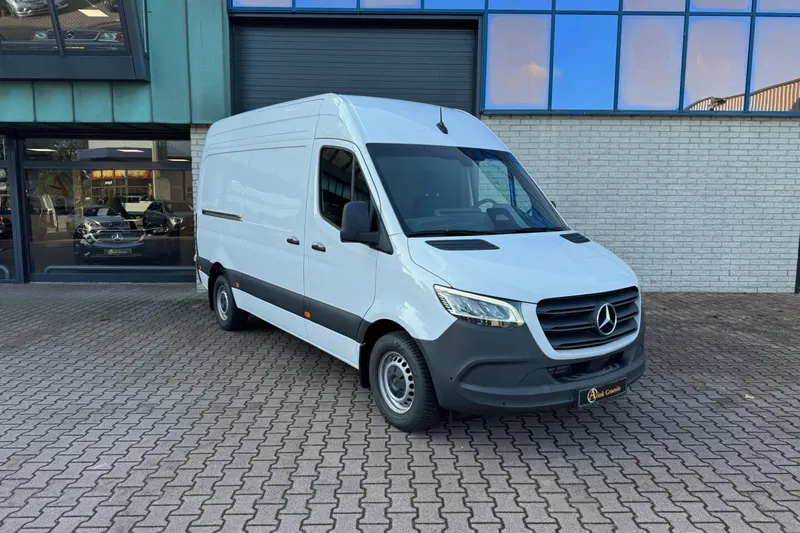 Mercedes-Benz Sprinter (2024)