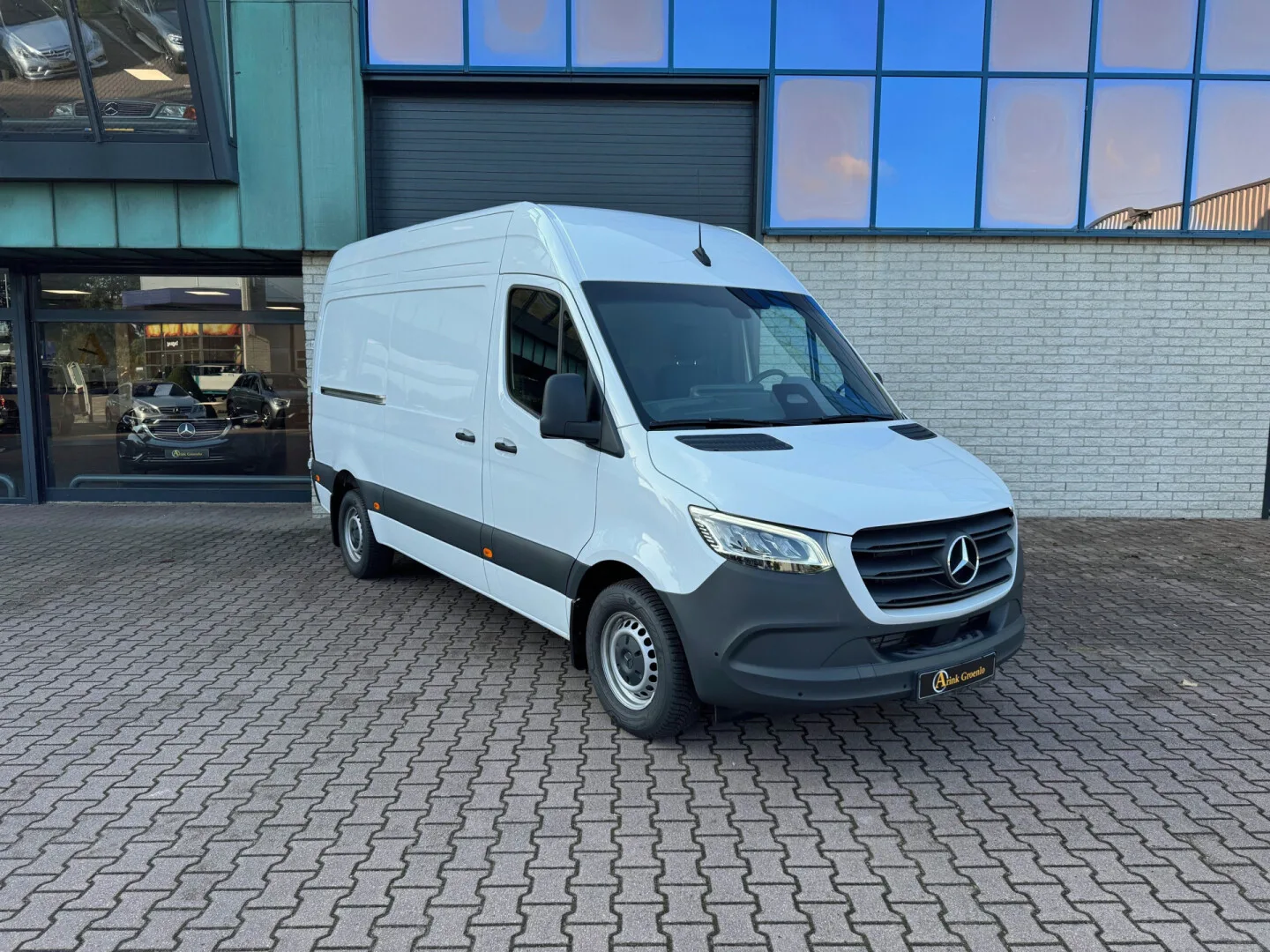 Mercedes-Benz Sprinter (2024) — foto 1