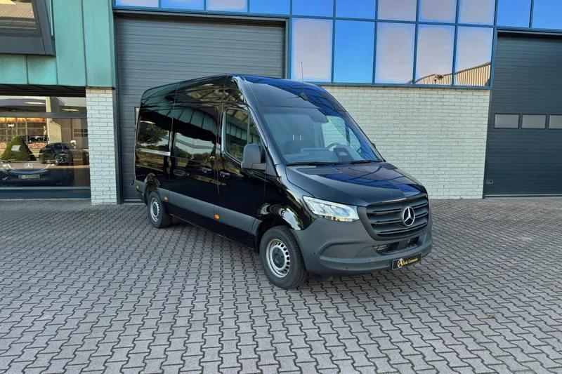 Mercedes-Benz Sprinter (2024)