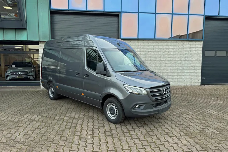 Mercedes-Benz Sprinter (2024)