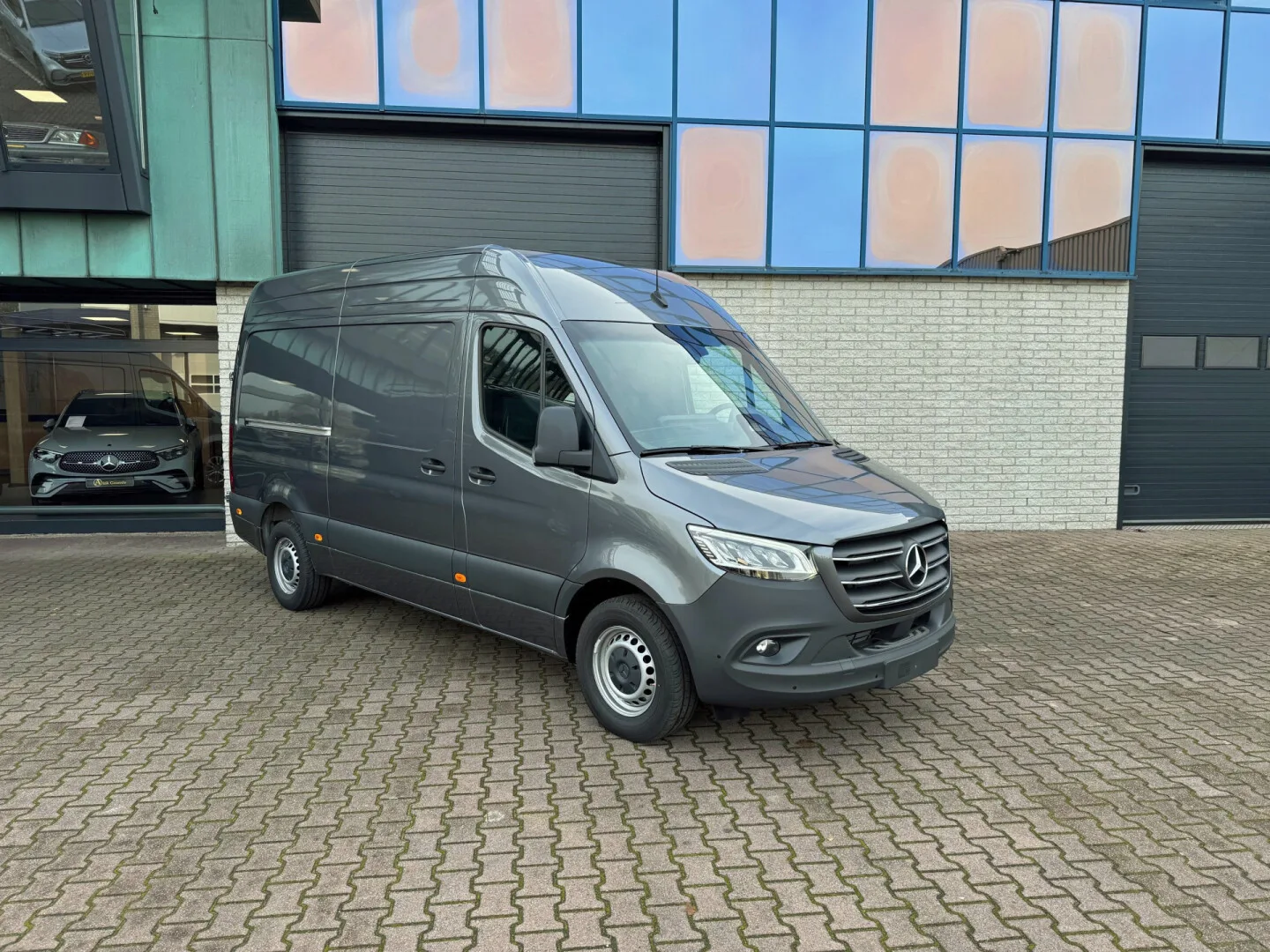 Mercedes-Benz Sprinter (2024) — foto 1