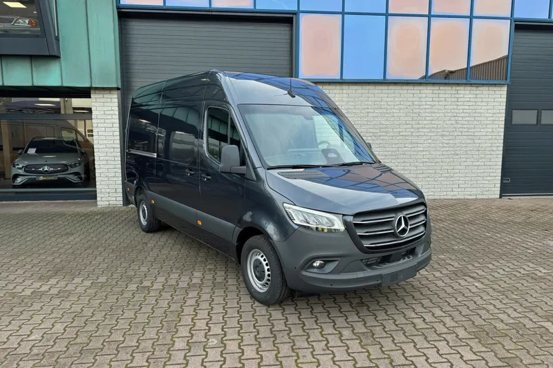Mercedes-Benz Sprinter (2024)