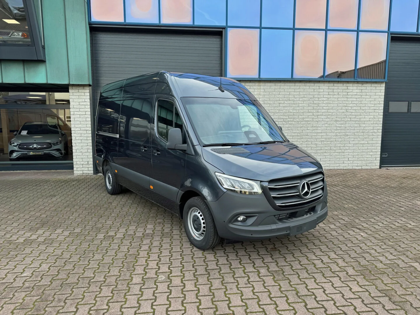 Mercedes-Benz Sprinter (2024) — foto 1