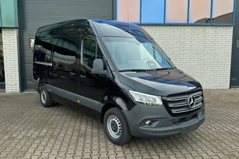Mercedes-Benz Sprinter (2024)