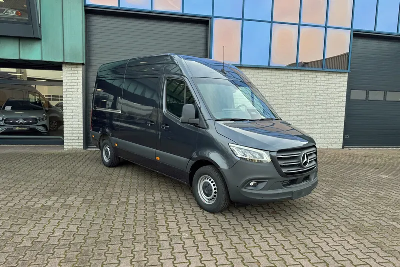 Mercedes-Benz Sprinter (2024)