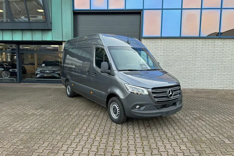 Mercedes-Benz Sprinter (2024)
