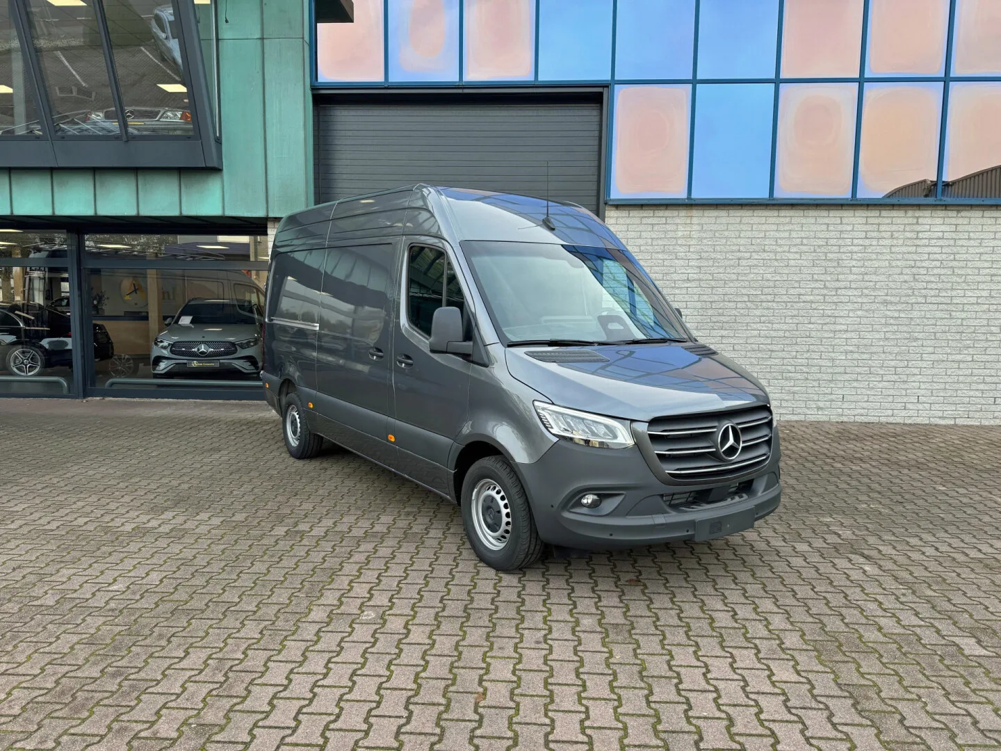 Mercedes-Benz Sprinter (2024) — foto 1